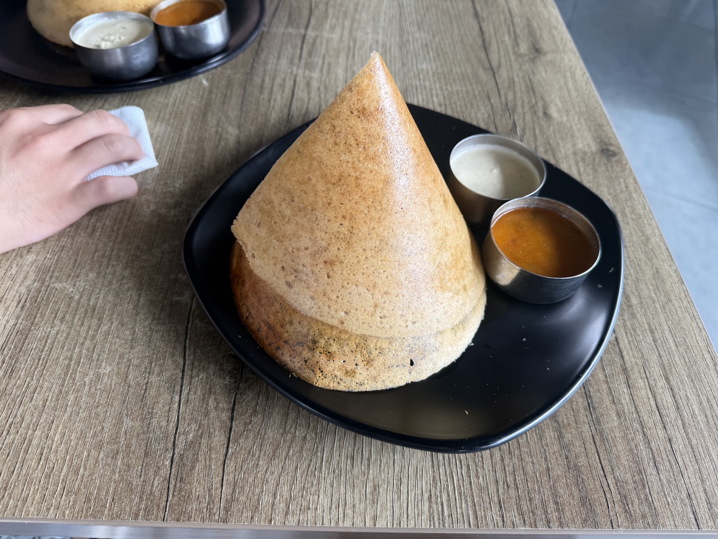 道中の休憩スポットで食べた出来たてのドーサ